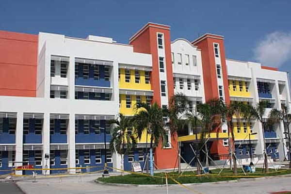 Quezon City General Hospital hospital building