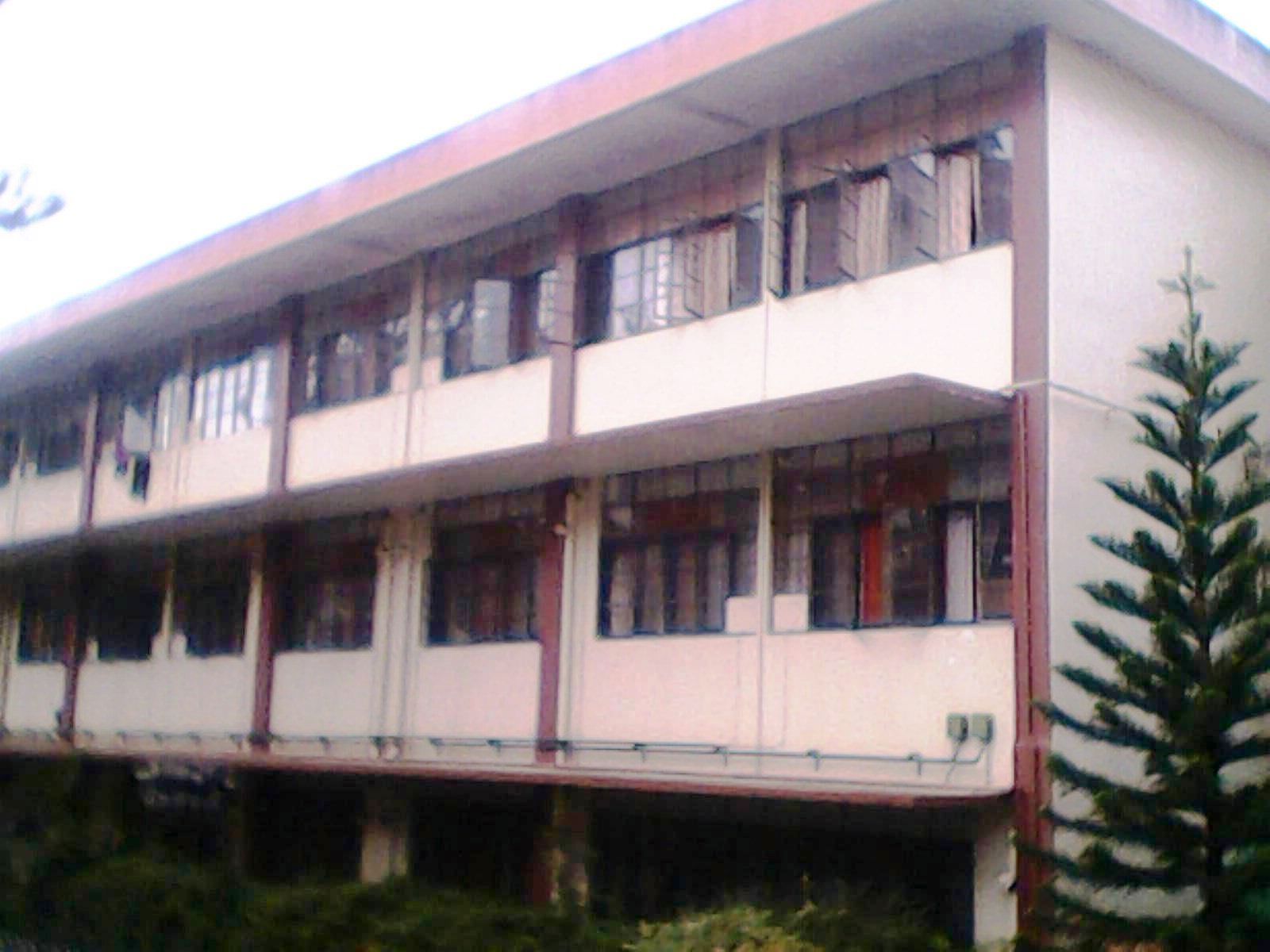 Saint Louis University Hospital of the Sacred Heart hospital building